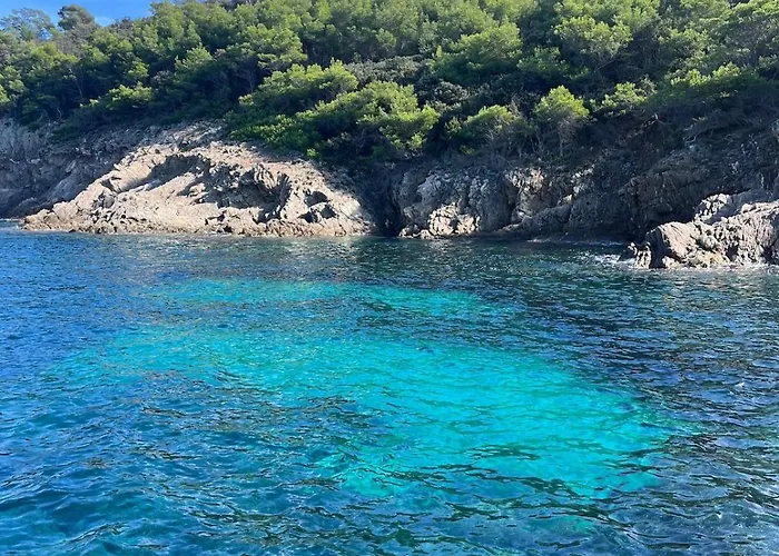 Pansiyon Saint Clair, Vue A Couper Le Souffle Le Lavandou